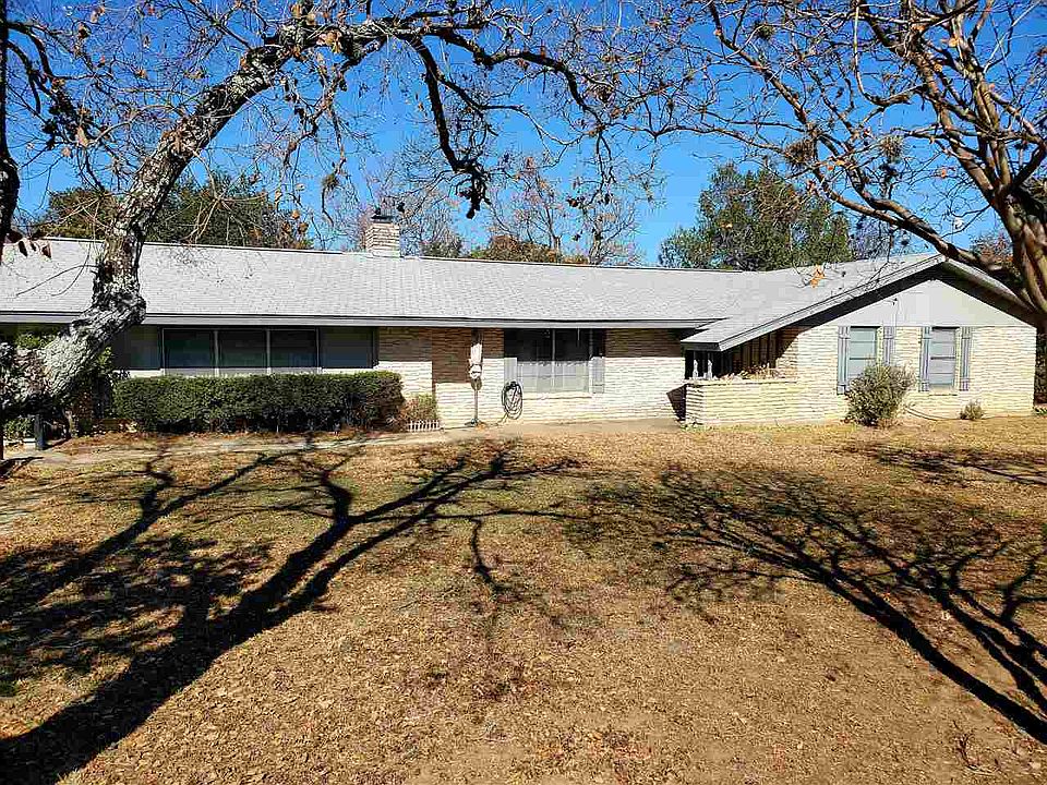 1st image of 124 Horseshoe Dr