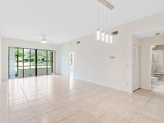 4th image of 7535 La Paz Blvd #107