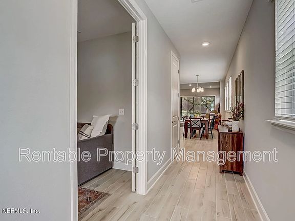 4th image of 447 Union Hill Dr