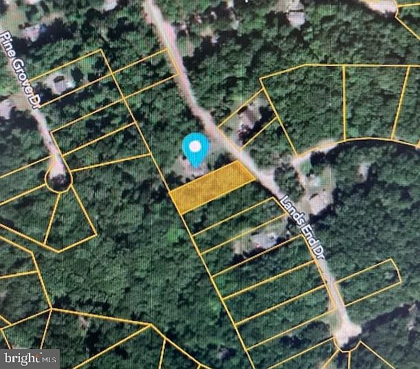 1st image of Lands End Dr