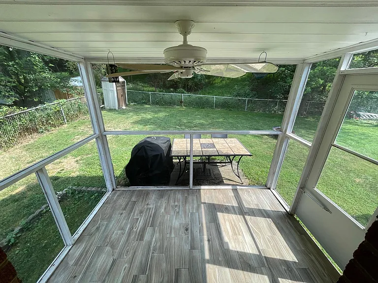 screened in porch