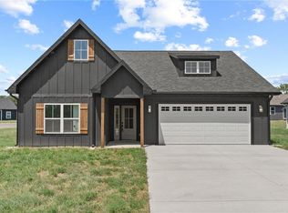 606 Catalpa St, Independence, KS 67301