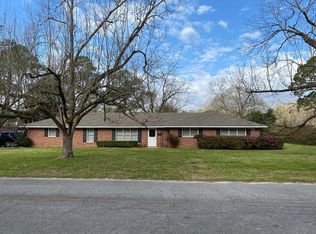 113 Central Dr, Vidalia, GA 30474