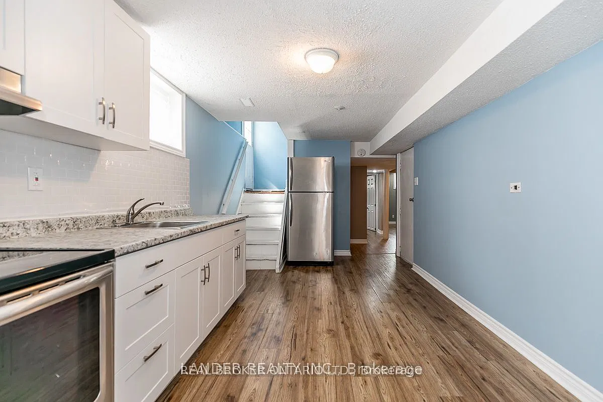 2 bed, $2,000 — Photo 4