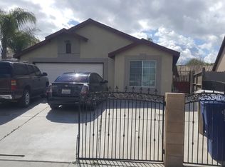 307 Ginger Snap Ln, Bakersfield, CA 93307