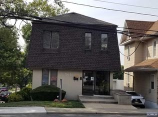 566 Grand Ave, Ridgefield, NJ 07657