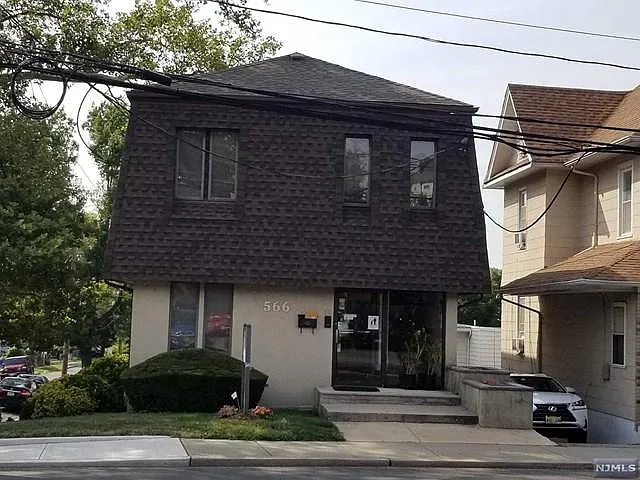 566 Grand Ave photo 1