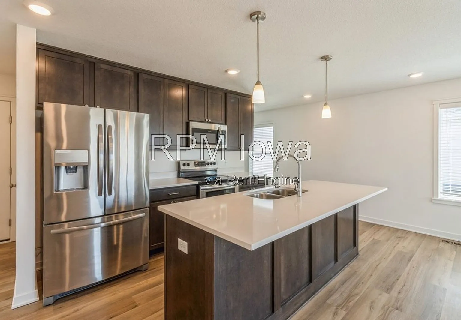 4 bed, 3.0 bath, 2138 sqft, $2,495 — Photo 4