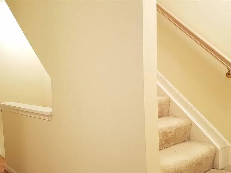 5208 Duke Ct — Photo 16
