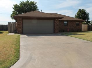 130 N Keystone Dr, Enid, OK 73703