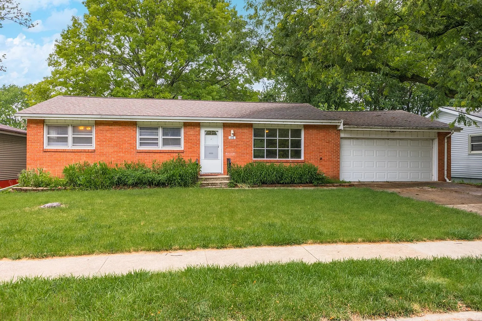 1216 Jersey Ave photo 1