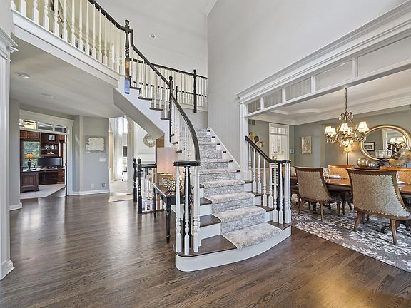 5th image of 40W903 Campton Wood Dr