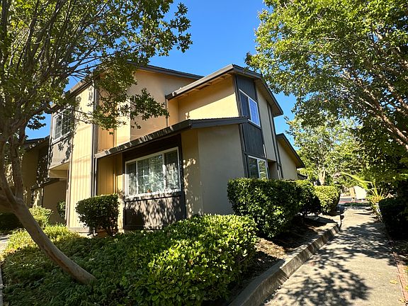 4th image of 5012 Hackberry Ln