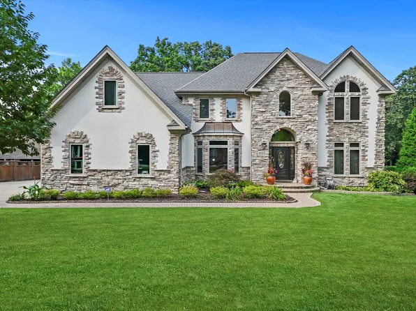 4650 Teonia Woods Dr, Rolling Meadows, IL 60008