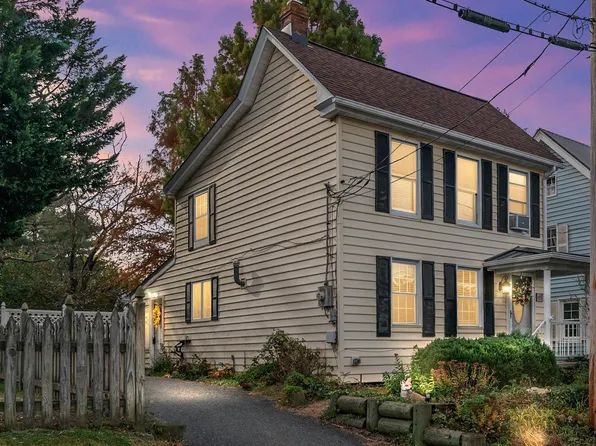 109 Wharf Ln, Centreville, MD 21617