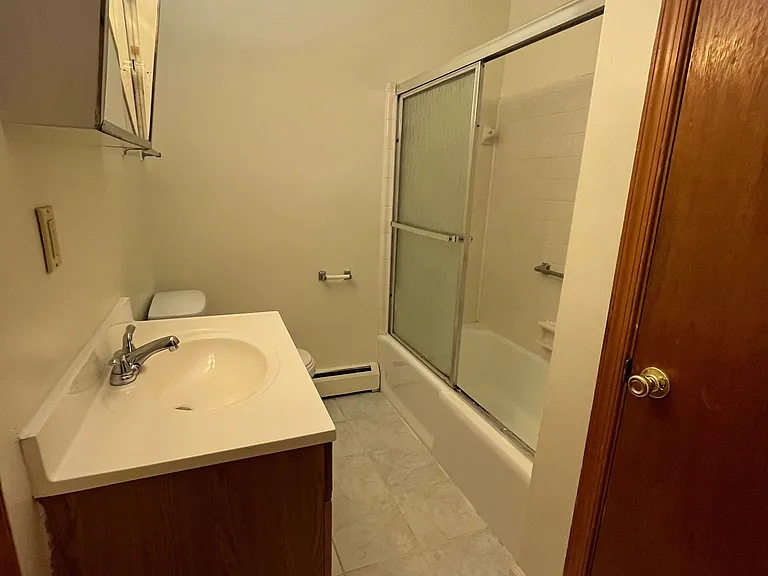 Apartment Heights — Photo 34