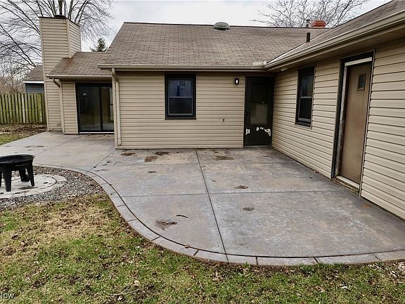 5th image of 4440 E Lake Rd