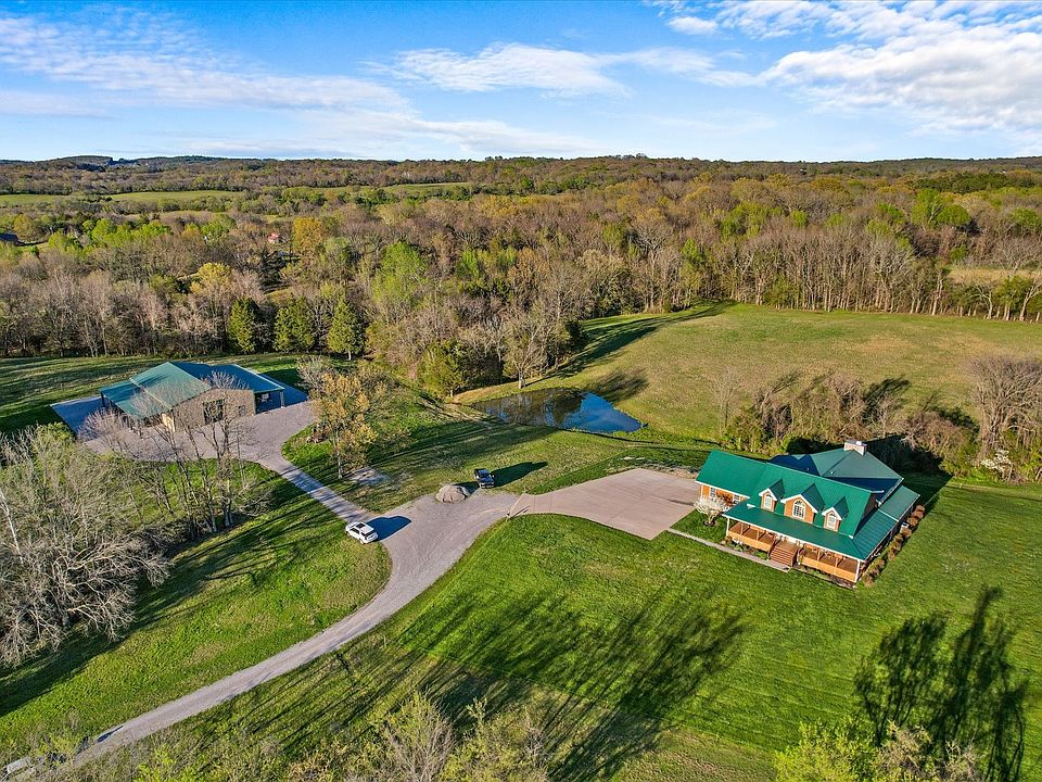 7th image of 1661 Martha Leeville Rd