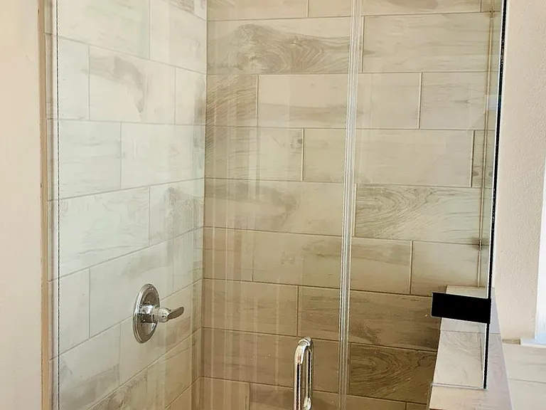 808 Fallbrook Dr — Photo 18