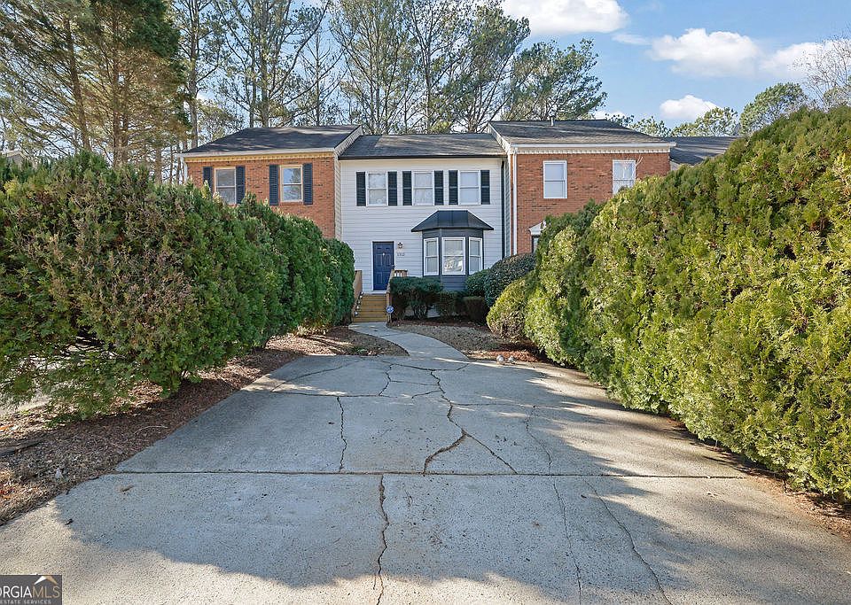 1st image of 1312 Poplar Pointe SE