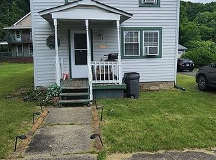 348 Pacific St, Franklin, PA 16323
