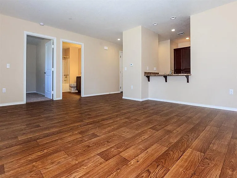 Heritage II Luxury Senior Apts — Photo 33