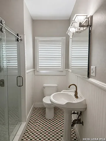 317 Blue Bonnet Blvd — Photo 9