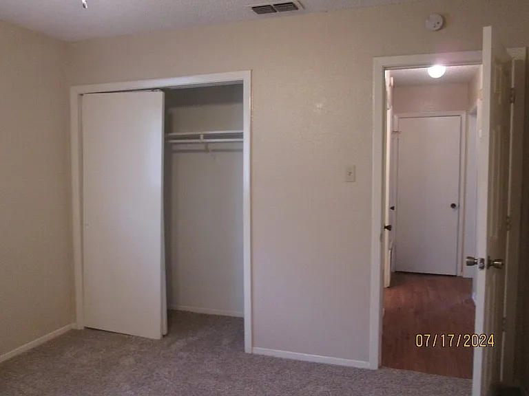 4431 Myrna Dr — Photo 19