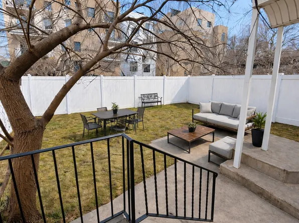1397 Greene Avenue image 1 of 10