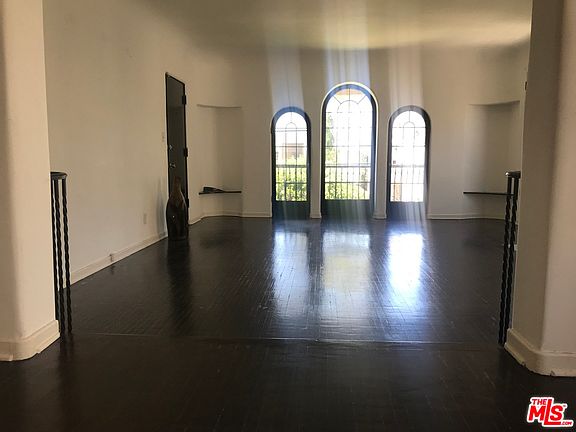 5th image of 942 S Mansfield Ave APT 2