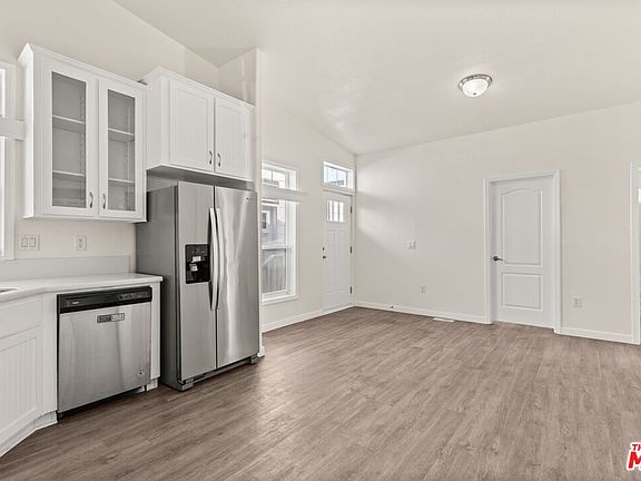 5th image of 8250 Lankershim Blvd #92