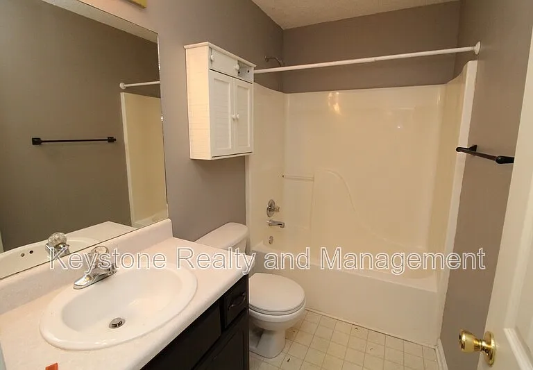 3289 N Senseney Cir — Photo 5