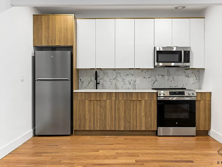 1640 Nostrand Ave #6 — Photo 4