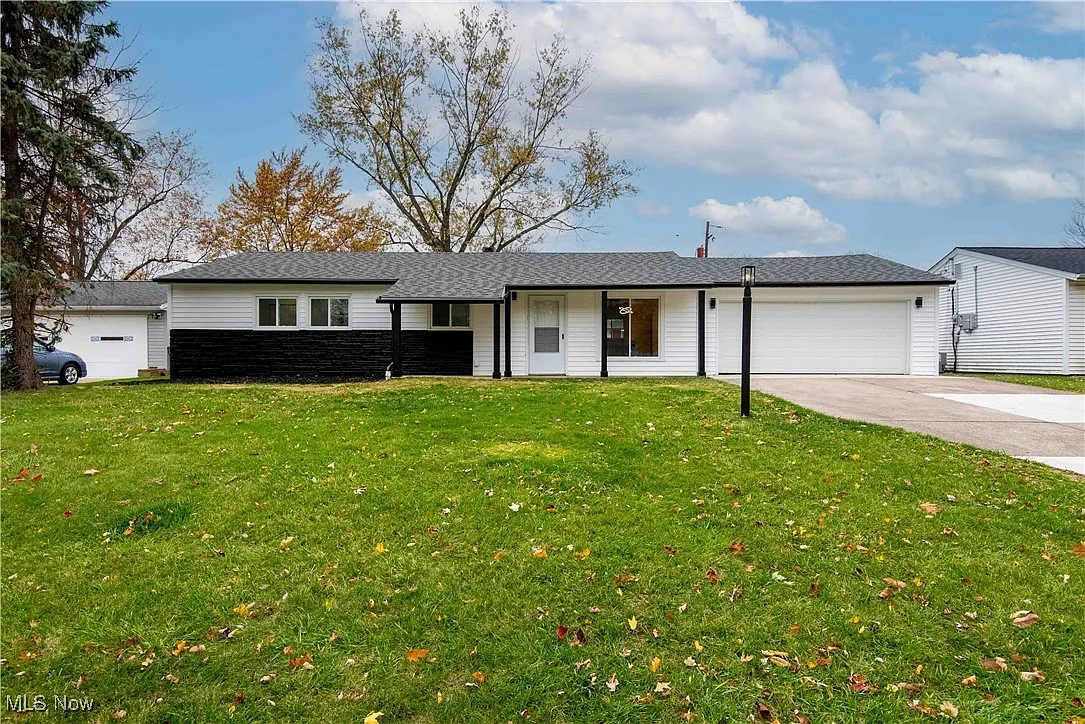 24365 Randolph Rd photo 1