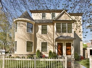 133 Winchester St #133, Brookline, MA 02446