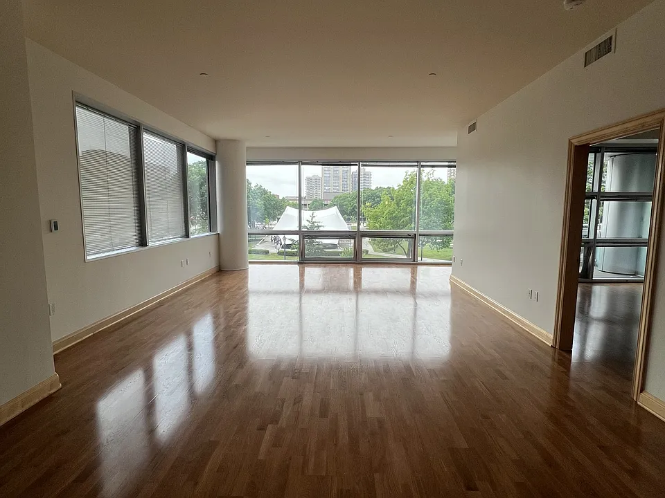 545 E Wells St #303