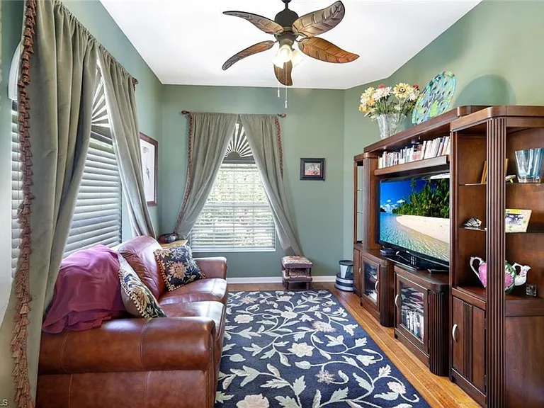 5848 Ferrara Dr — Photo 21