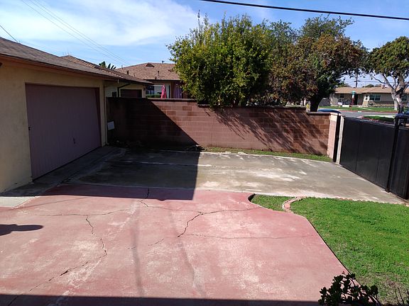 4th image of 13901 Purche Ave