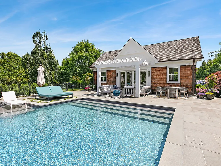 10 Two Trees Ln — Photo 9