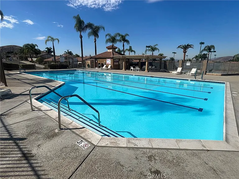 28311 Avenida Francesca — Photo 32