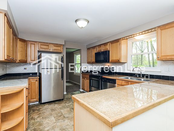 5th image of 4206 Satellite Ave