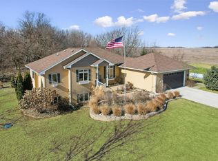 17477 Hamilton St, Indianola, IA 50125