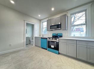 39 Newbury Ave APT 2, Quincy, MA 02171