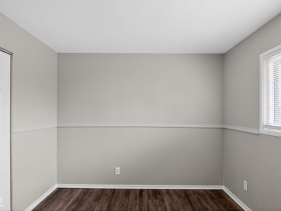 3rd image of 2337 Sickle Rd