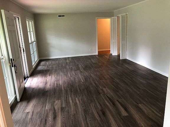 2nd image of 2120 2nd Ave