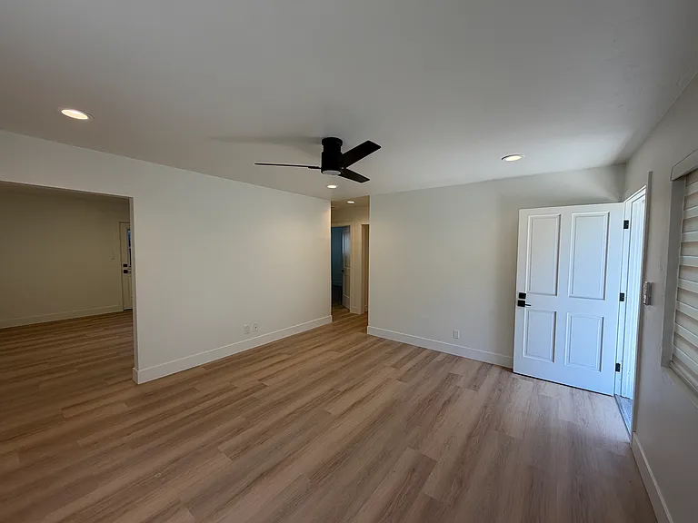 3468 Juniper St — Photo 4