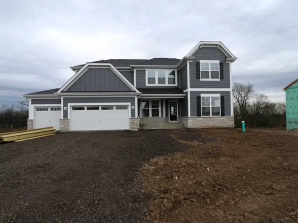 28 Open Pkwy N, Hawthorn Woods, IL 60047