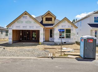 817 NW 32nd St, Battle Ground, WA 98604