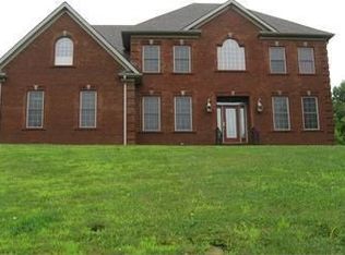 105 Fallen Leaf Trl, Georgetown, KY 40324