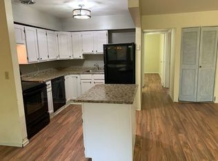 5089 Sanlin Dr, Coraopolis, PA 15108